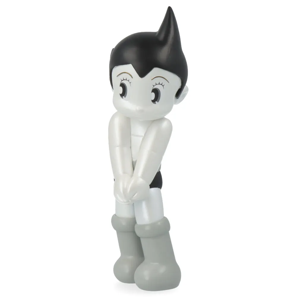 Astro Boy - Shy - Openened Eyes - Black and White Version