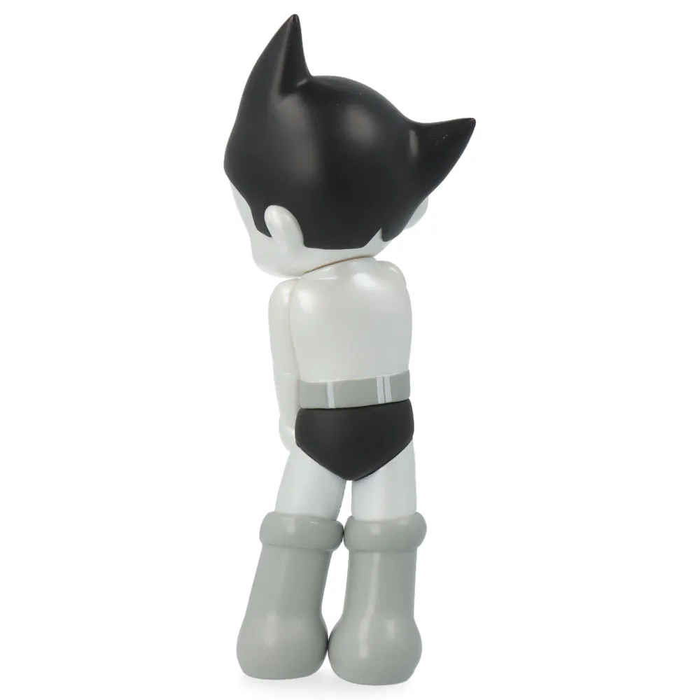 Astro Boy - Shy - Openened Eyes - Black and White Version