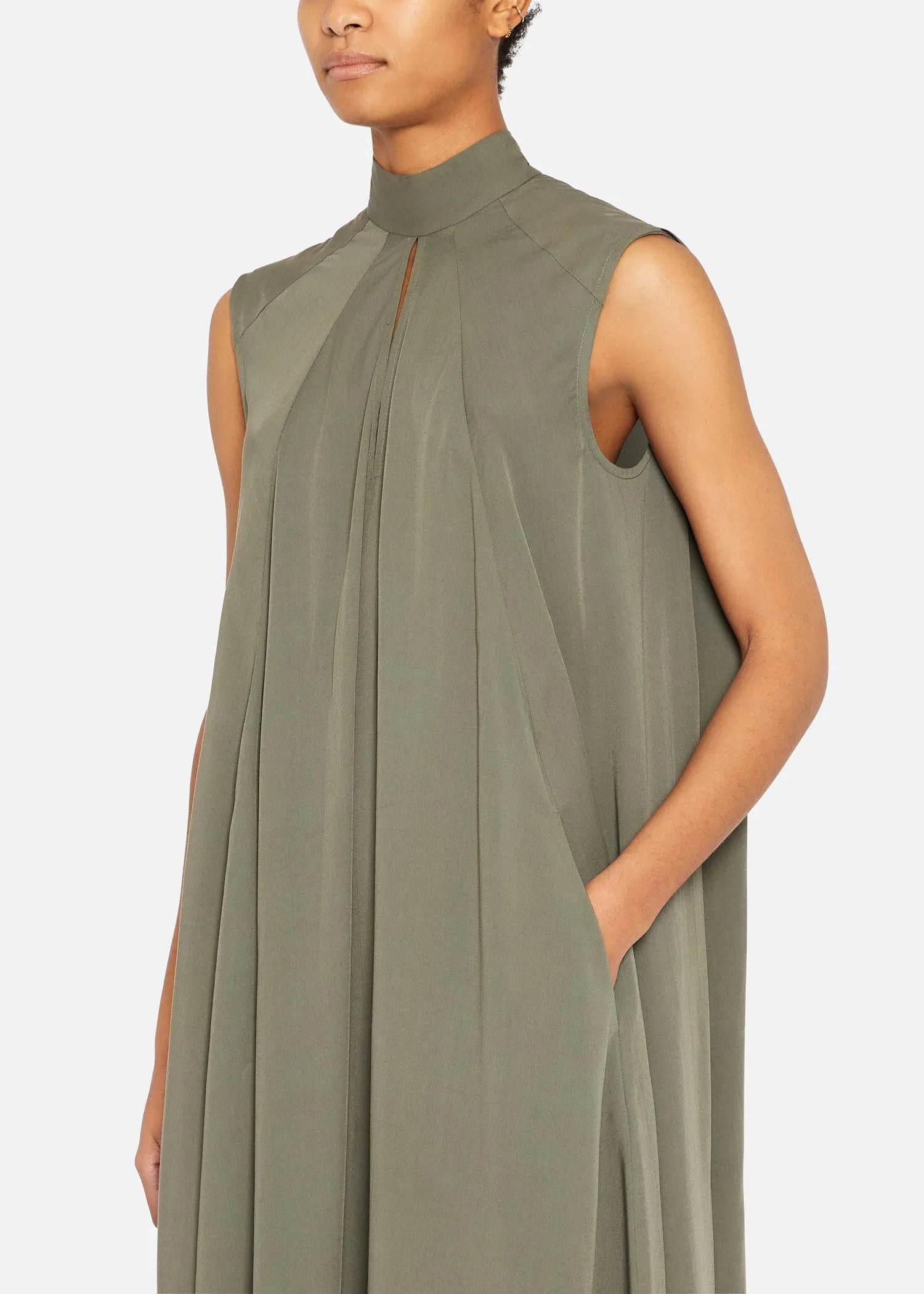 CAPE DRESS OLIVE