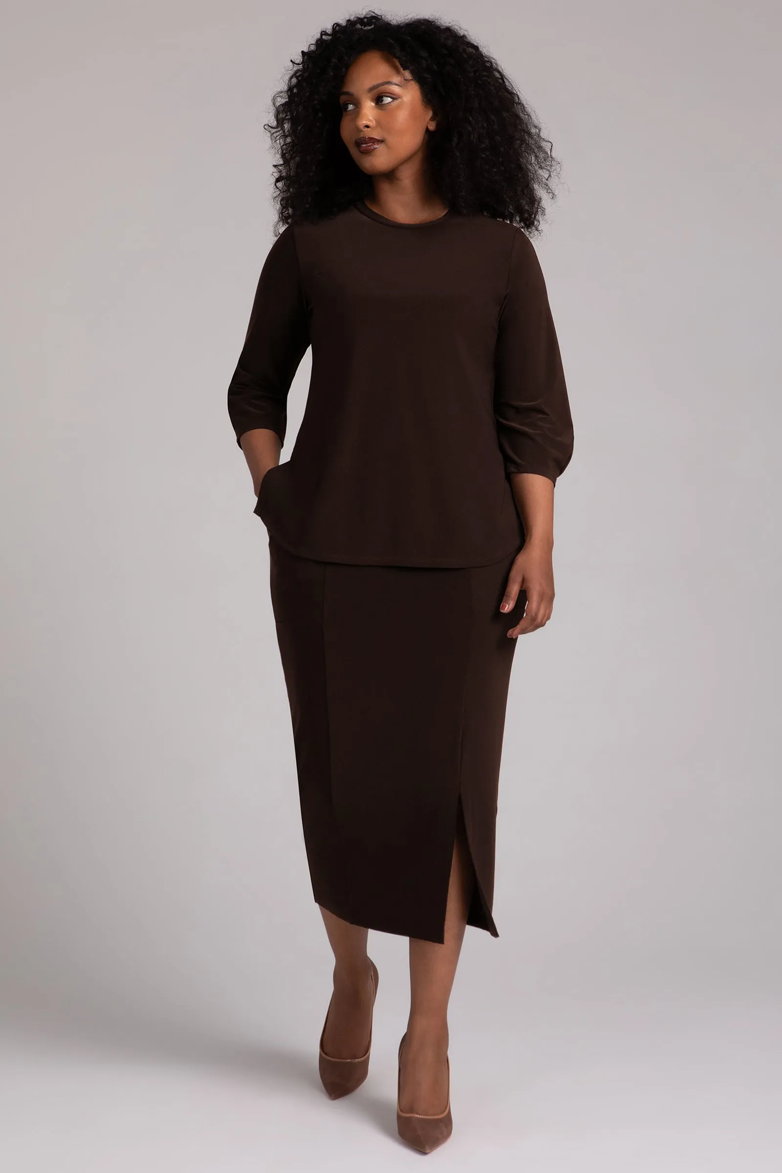 Classic Fit Lantern Top | Chocolate