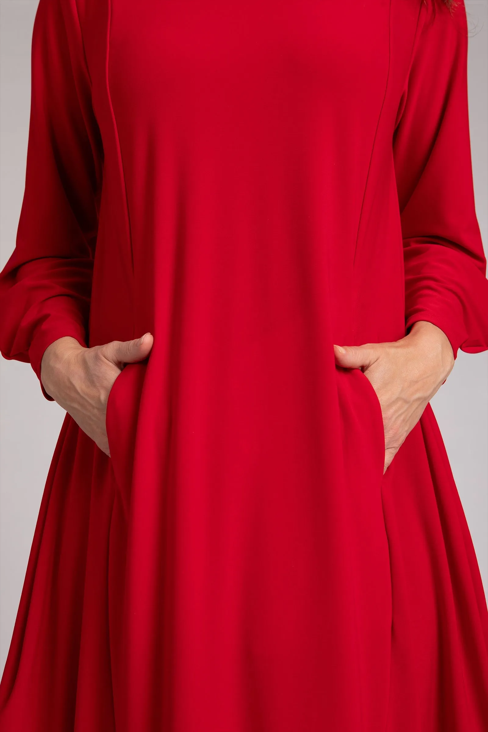 Easy Crew Neck Lantern Dress | Poppy