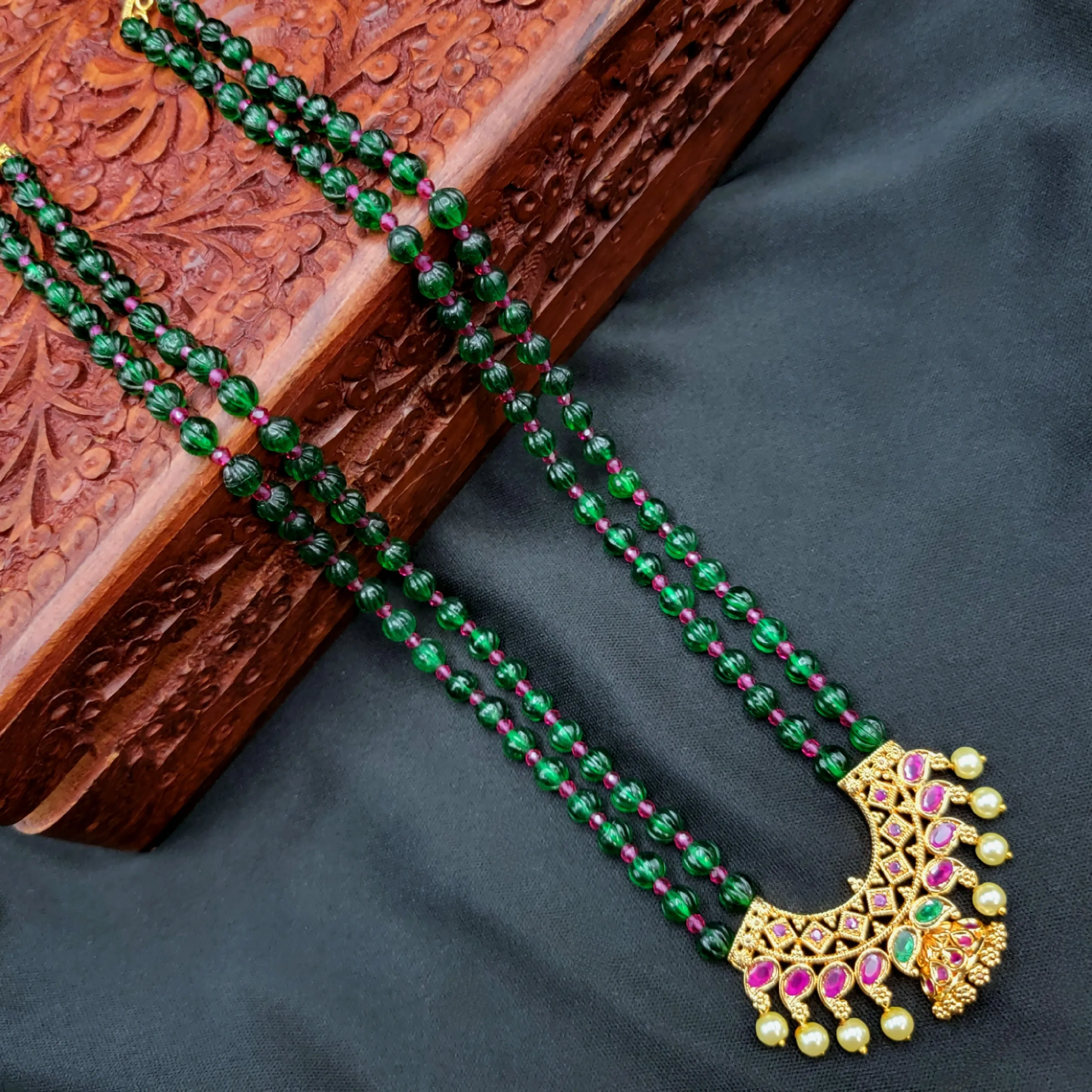 Emerald Green Pumpkin Bead Mala Necklace Set