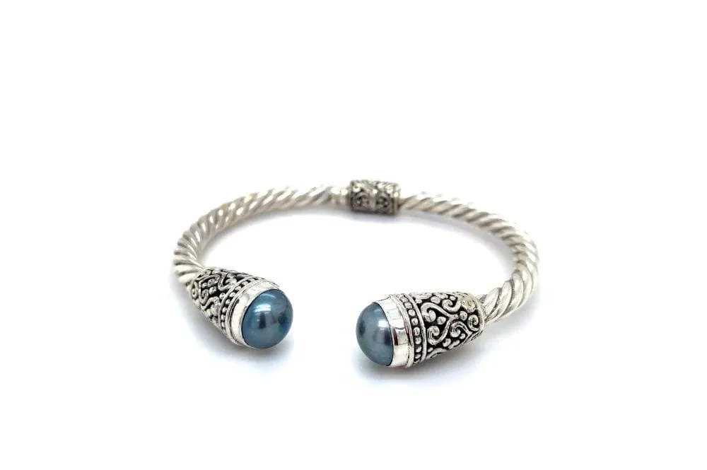 Fiorella Bangle- Grey Pearl