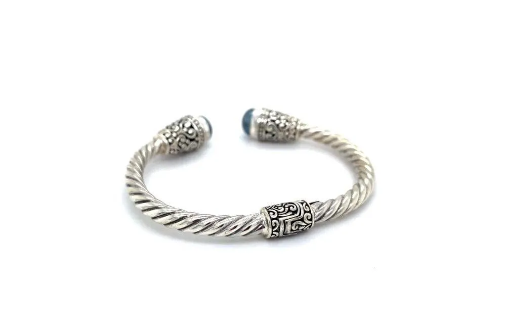 Fiorella Bangle- Grey Pearl