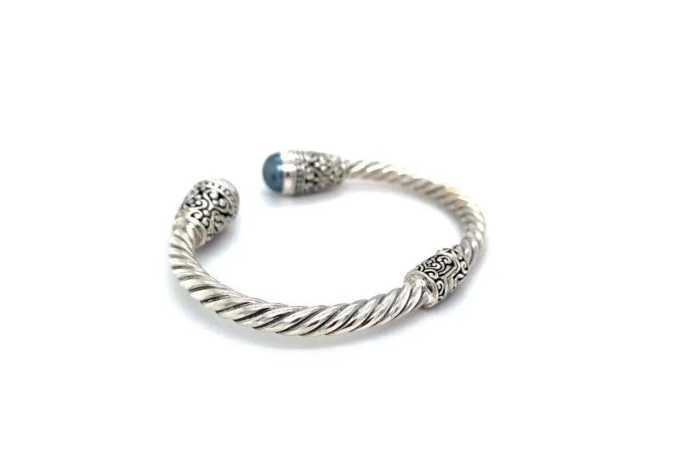 Fiorella Bangle- Grey Pearl