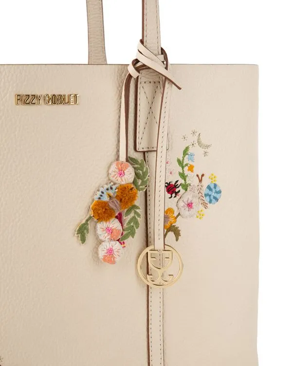 Fizzy Tote Leather : Cream (With honeybee and floral embroidery)