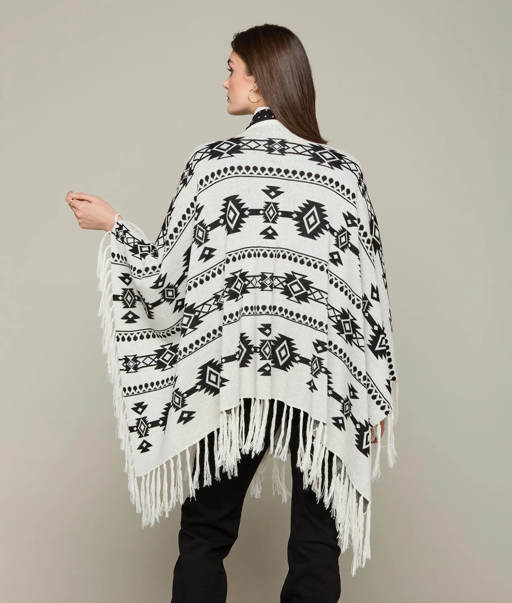 Lightweight Alpaca Cape :: White/Black