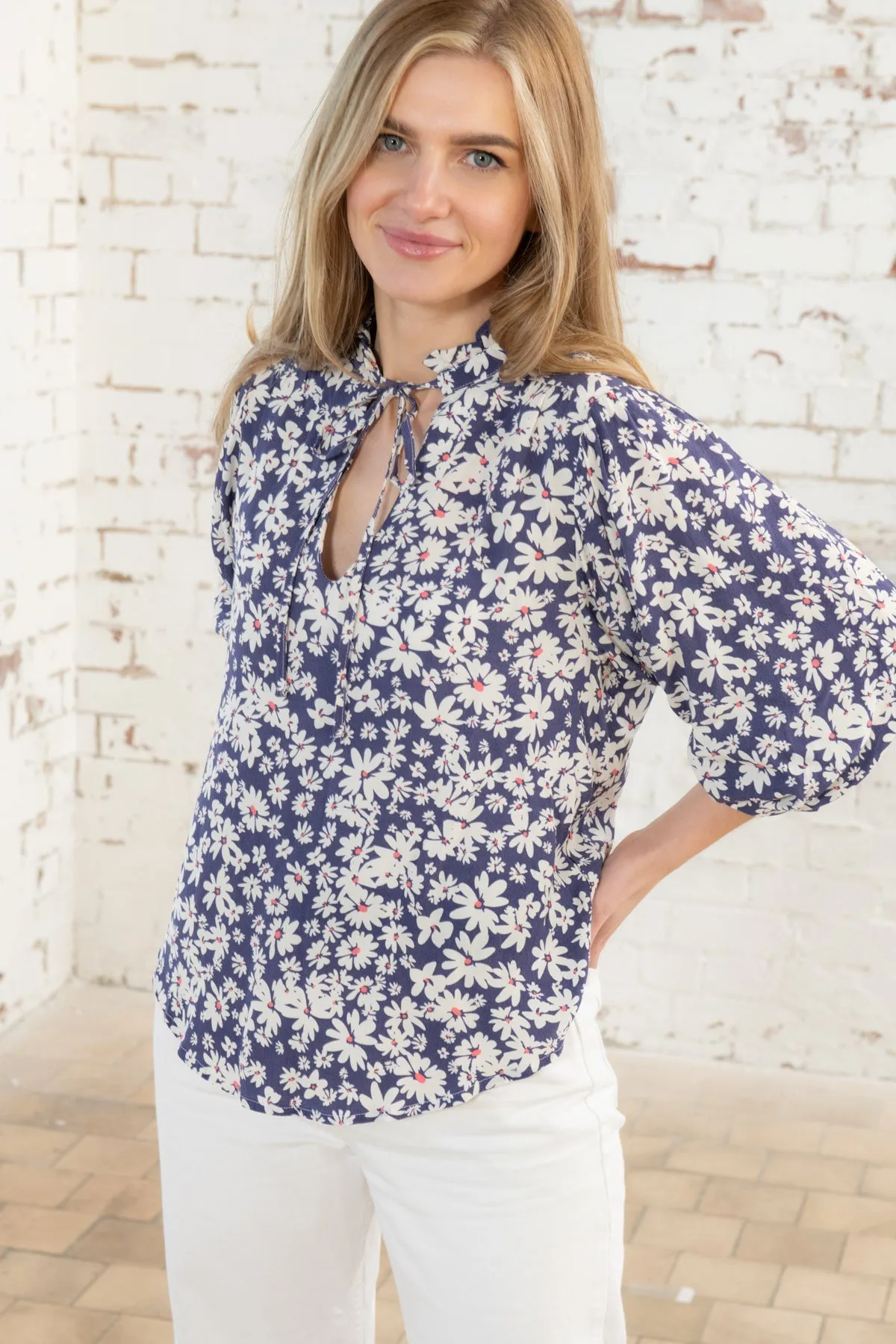 Lola Blouse - Indigo Daisy