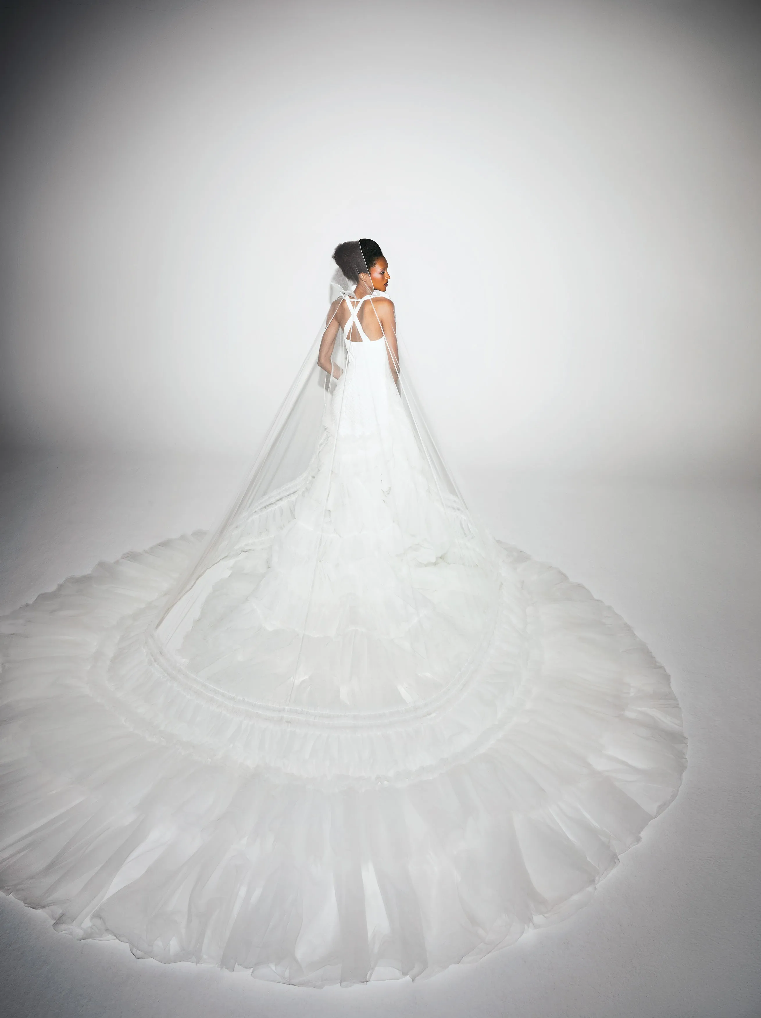 VRM342C - TULLE RUFFLE DREAM